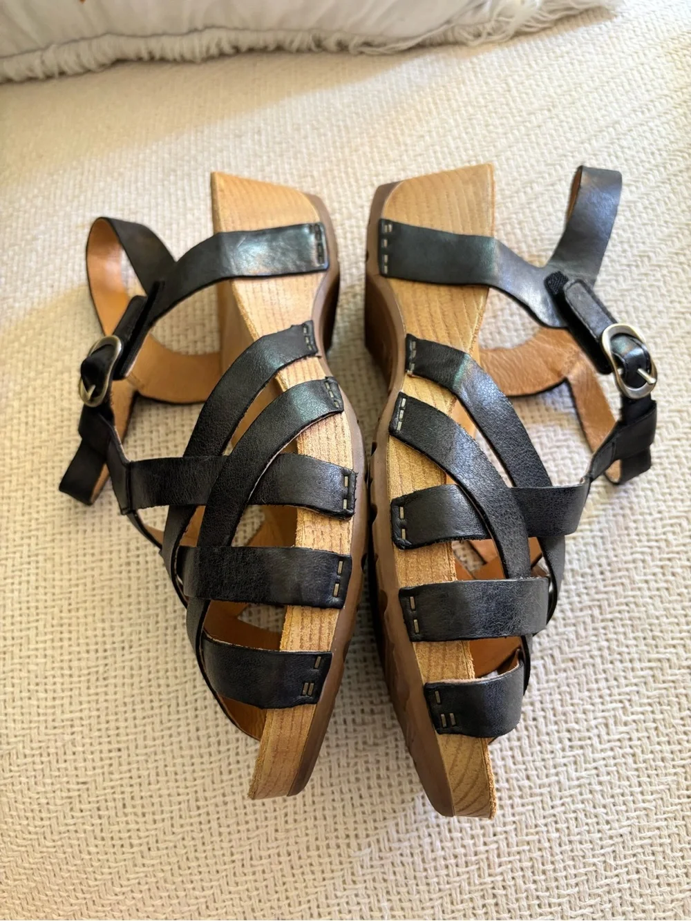 Dansko Tinley Fisherman Wedge Sandals Black Leather Size EU 40
